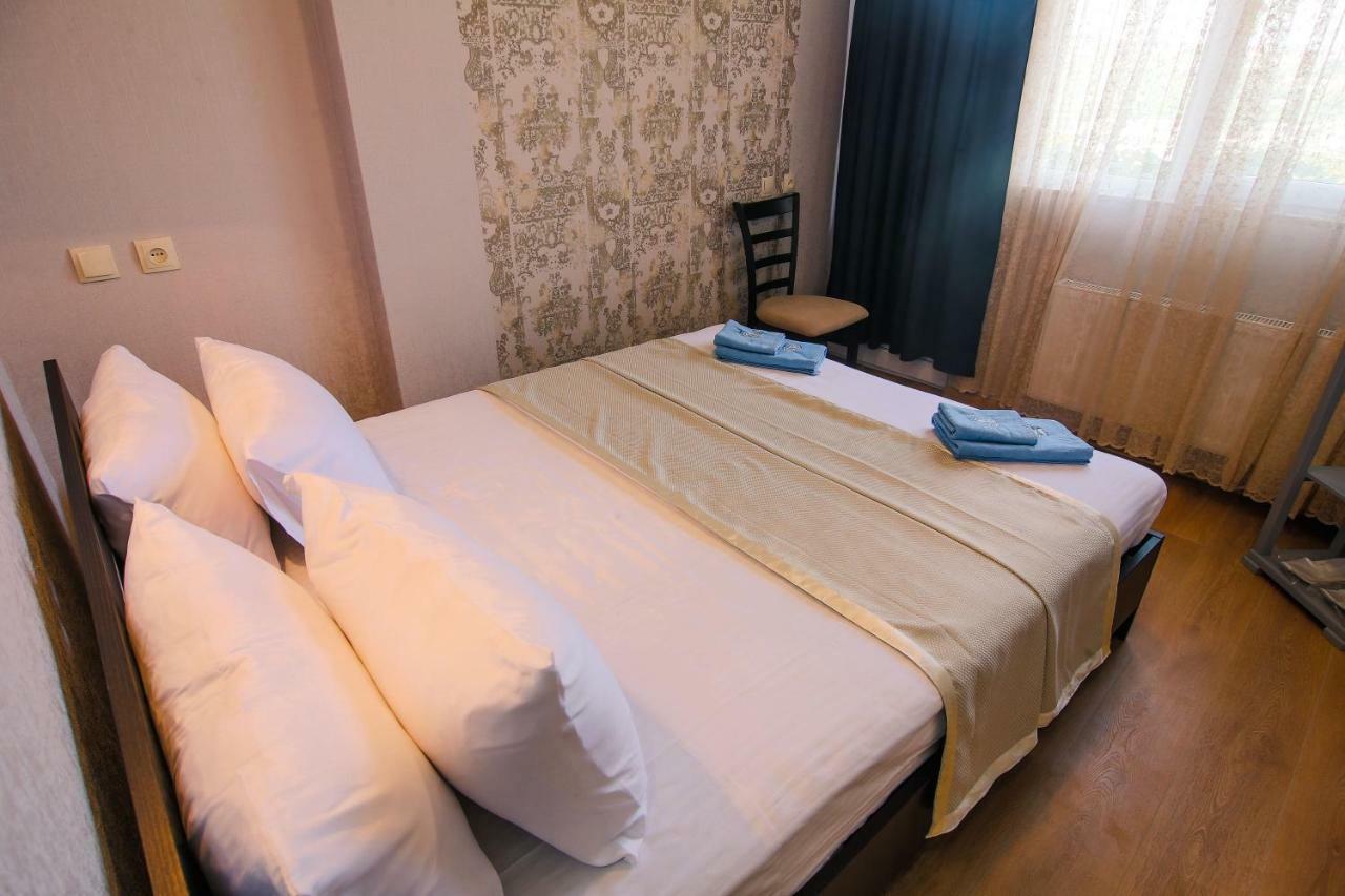 Luca Lili Hotel Sighnaghi Exterior photo